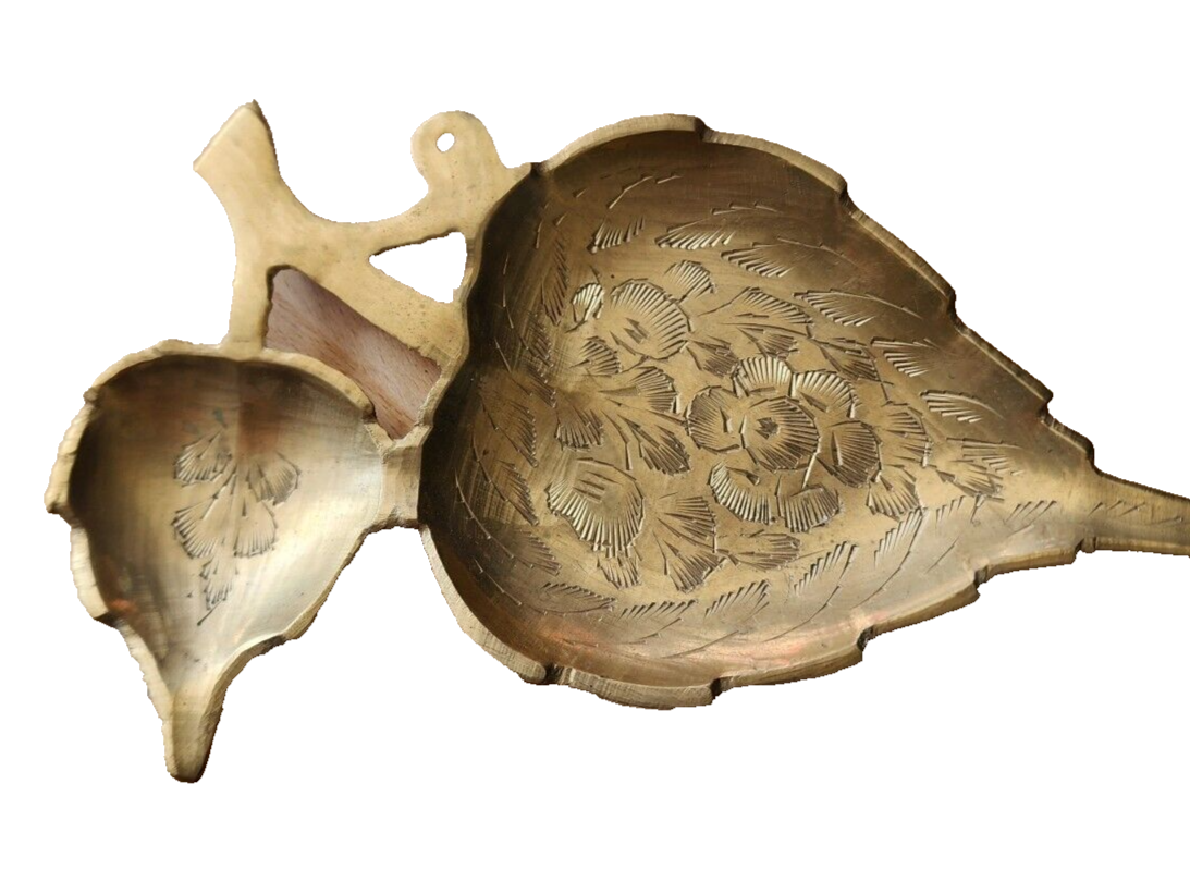 Brass Small Tray Jewelry Dish Footed Leaf Nature Grooved 4 X 6