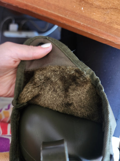 1 Quart Canteen and Cover in Army Green