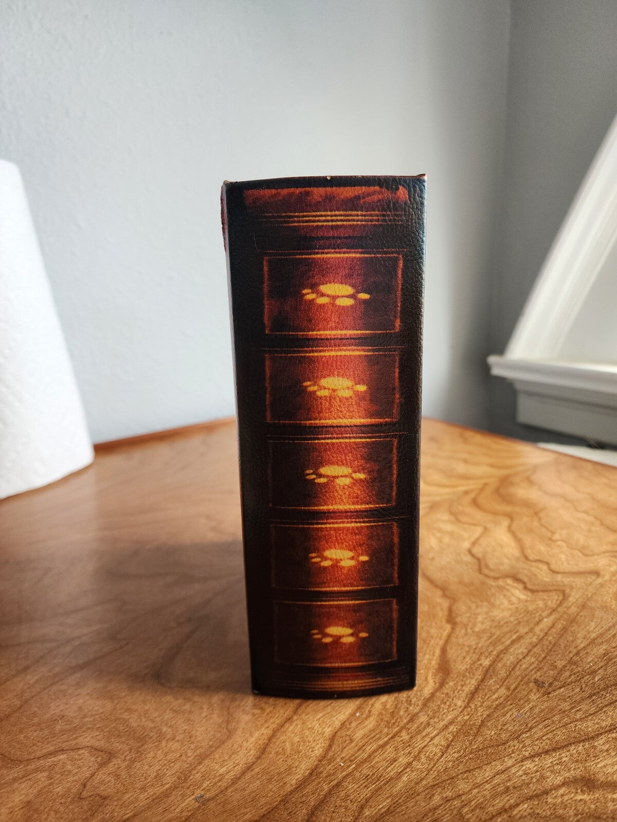 Hidden Compartment Faux Lined Book Magnet Close