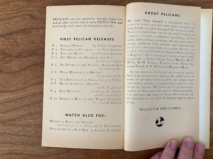 Pelican Books - Mathematician's Delight/The Birth and Death of the Sun-lot of 2