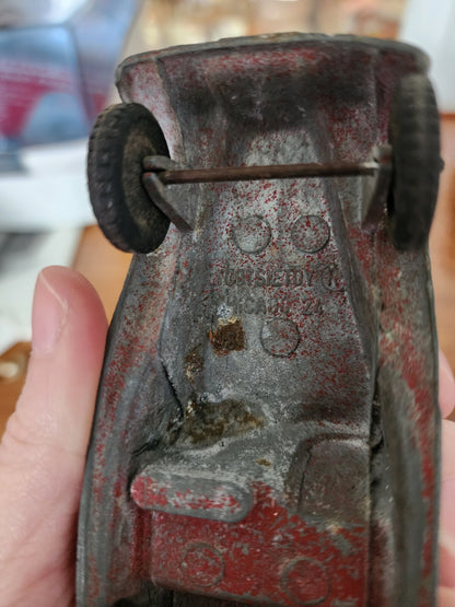 TootsieToy Red Diecast Classic Toy Car Chicago 24