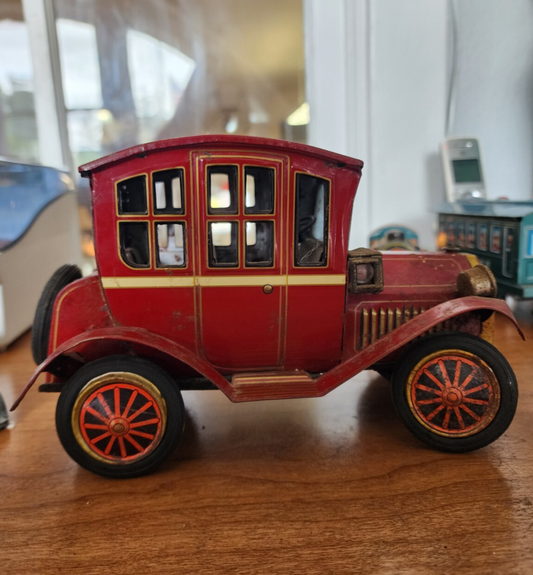 Vtg 1950s Battery Operated Tin Toy Trademark Y Japan Grand-Pa Car