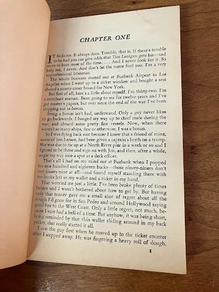 Bantam Book - Dead Pigeon - Robert P Hansen