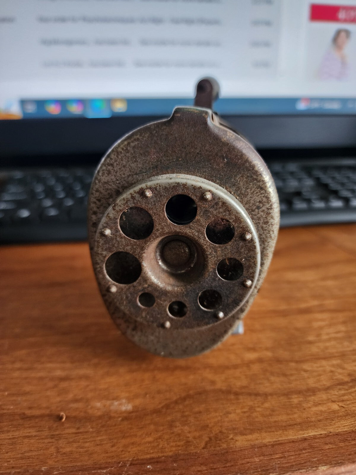 Vintage Boston Model K3 Pencil Sharpener 8 Hole Revolving Screw In Wall