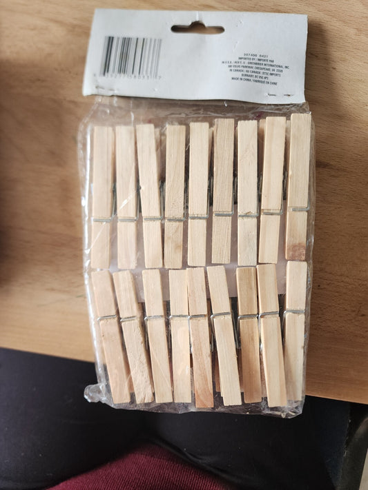 2.91" CLOTHES PINS WOODEN 36 COUNT NEW IN PACK