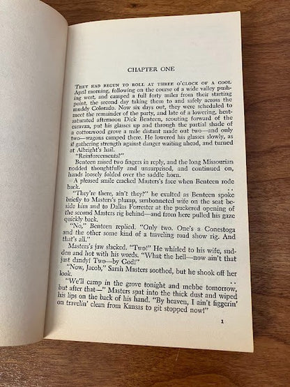 Bantam Books - WAGONS TO TUCSON by Ed Newsom