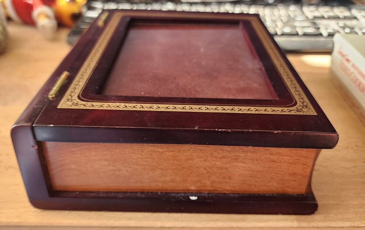 Home Decor Vtg Library Box Wood Book Album 8x6 inch