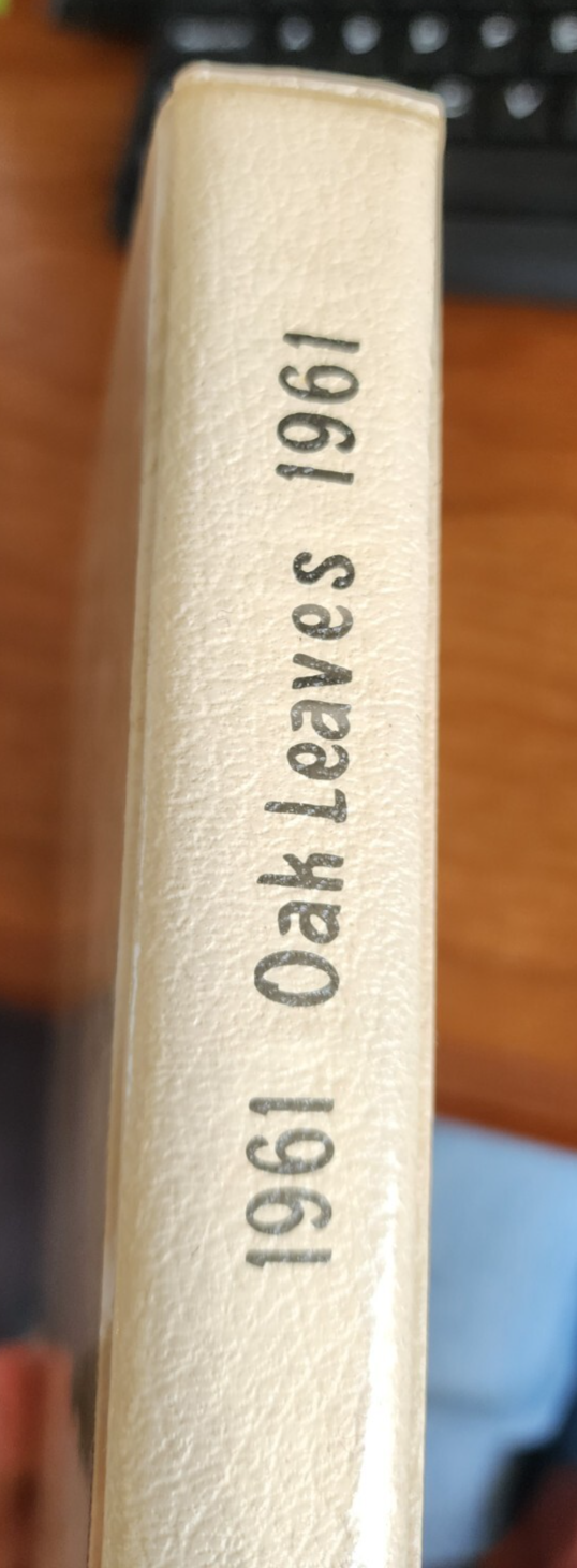 1961 Linfield College Yearbook, McMinnville Oregon, Oak Leaves