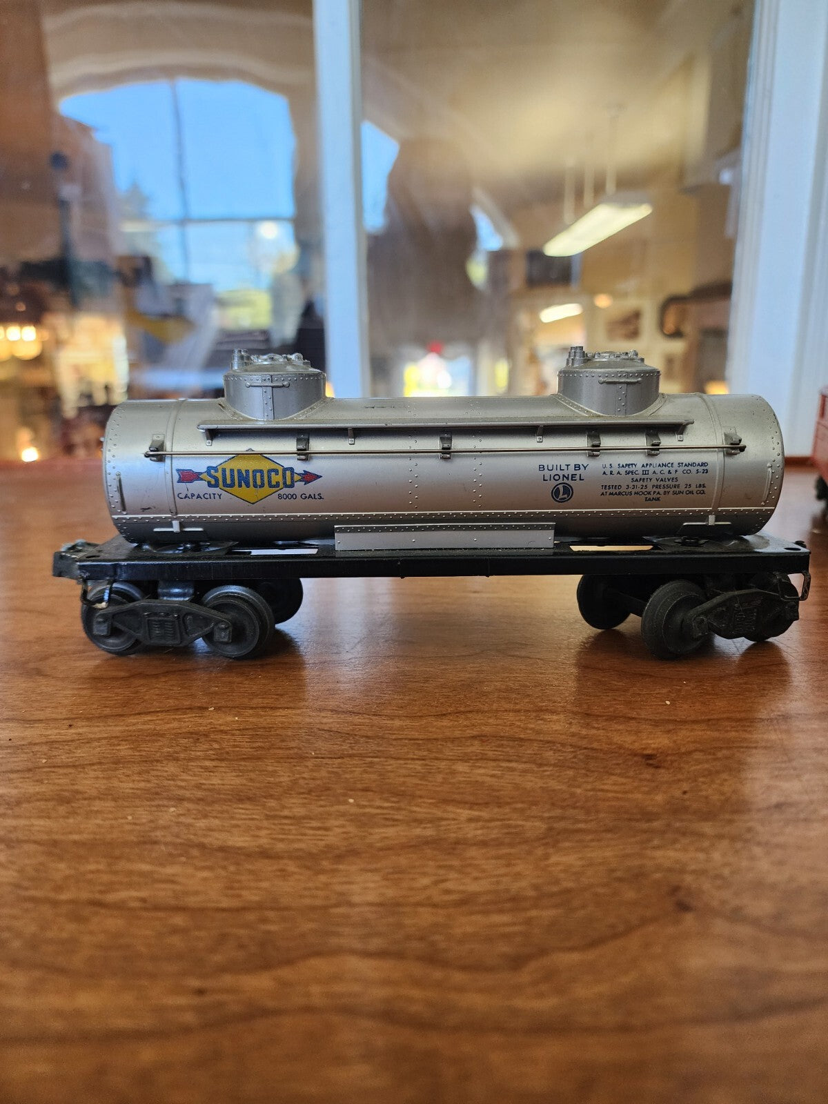 VtgLionel Train Sunoco O-Guage Gas Oil Tanker Car 9"