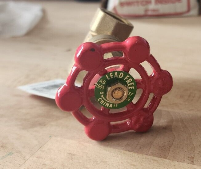 Mueller Industries Pro Line Series Brass Manual Gate Valve 1/2" 200 PSI