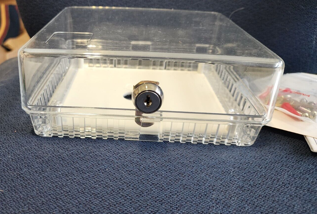 New w/ box Honeywell TG511A 1000 Versaguard Universal Thermostat Guard