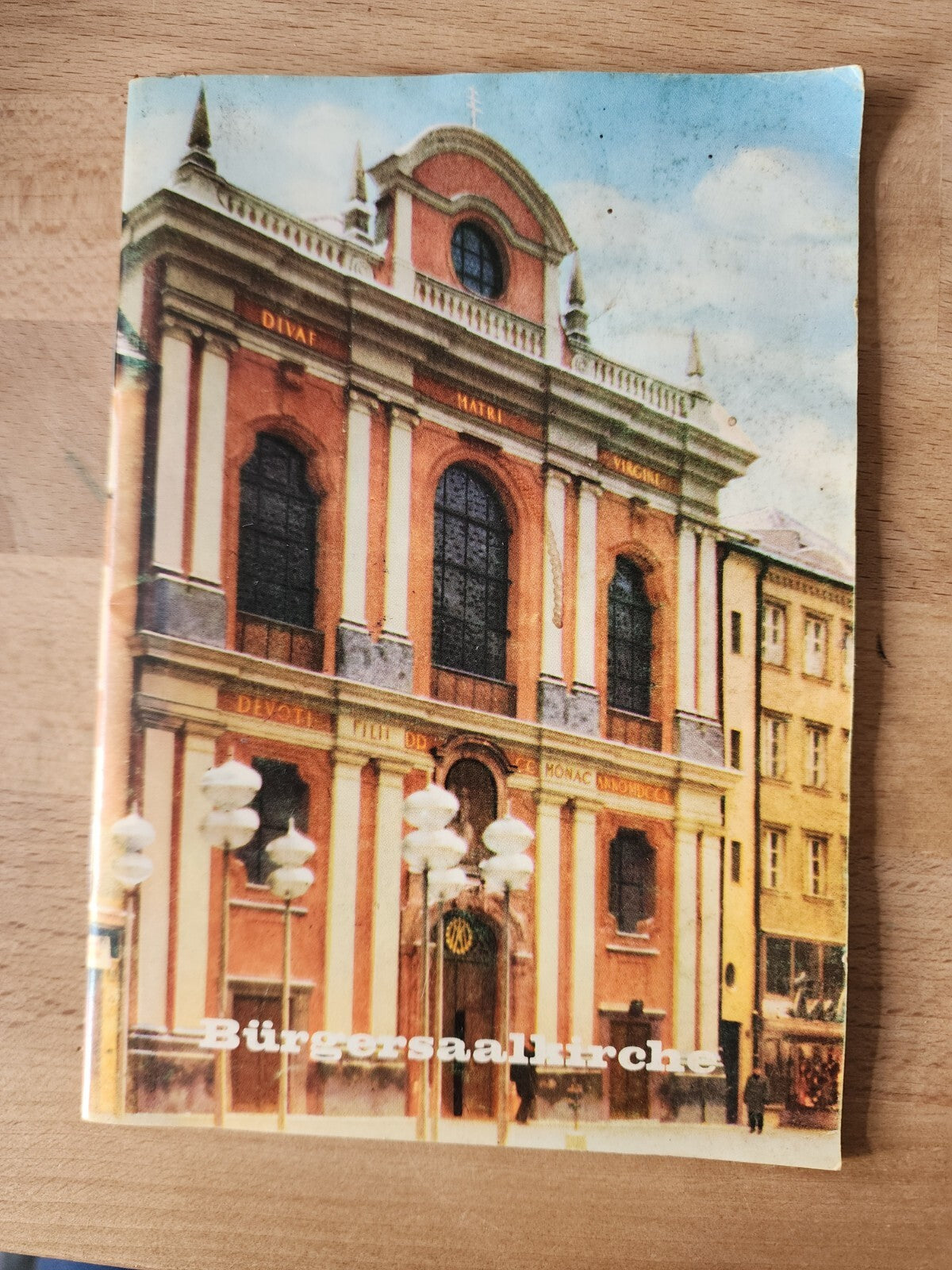 Booklet in German - Munich, Munchen, Burgersaalkirche