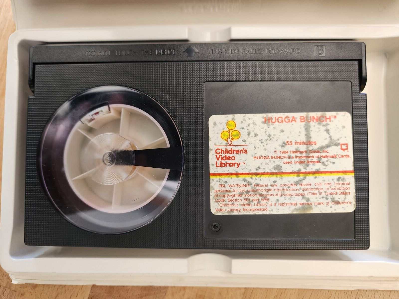 Vtg HUGGA BUNCH BETA 1984 Children's Video Library Clamshell 80s Live Action
