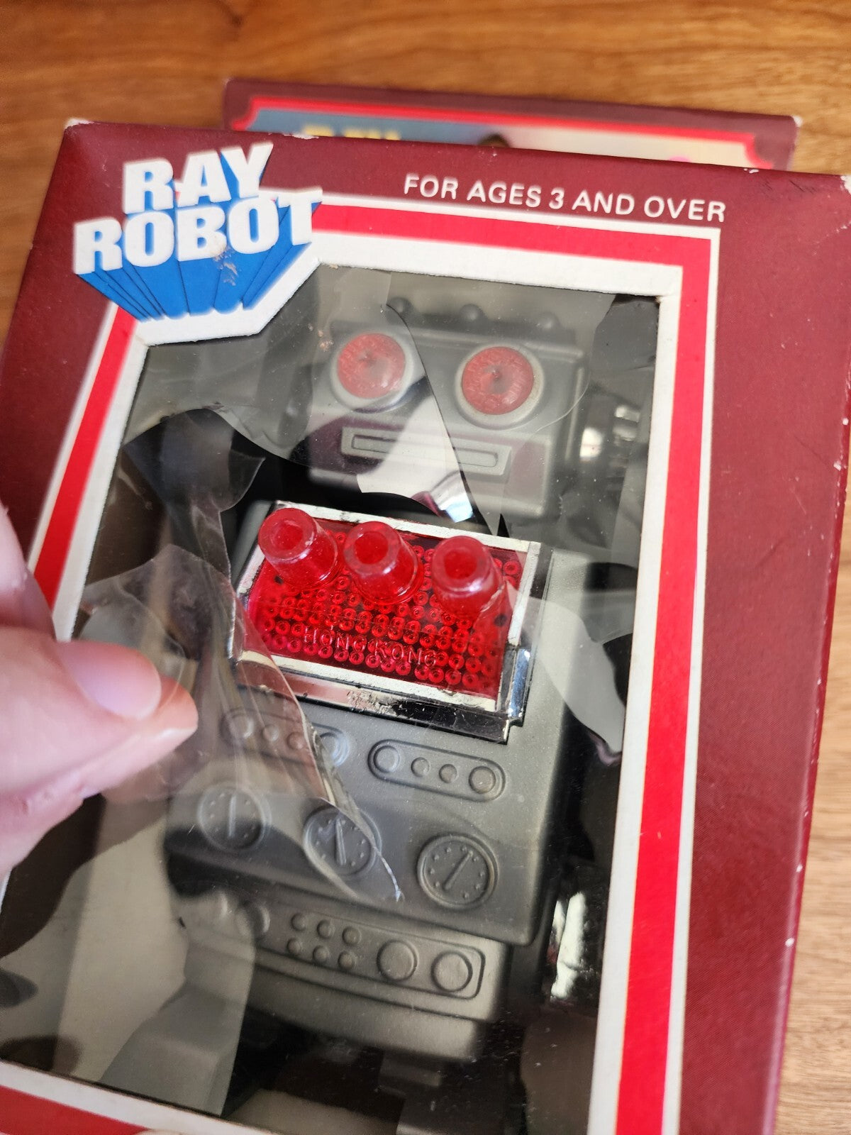 Vtg RAY ROBOT 3214 Sparkling & Walking Plastic Wind-Up Toy