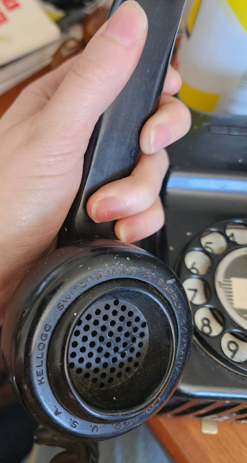 Vintage Kellogg 1000 Series D1002 DAK Black Red Bar Rotary Dial Wall Phone