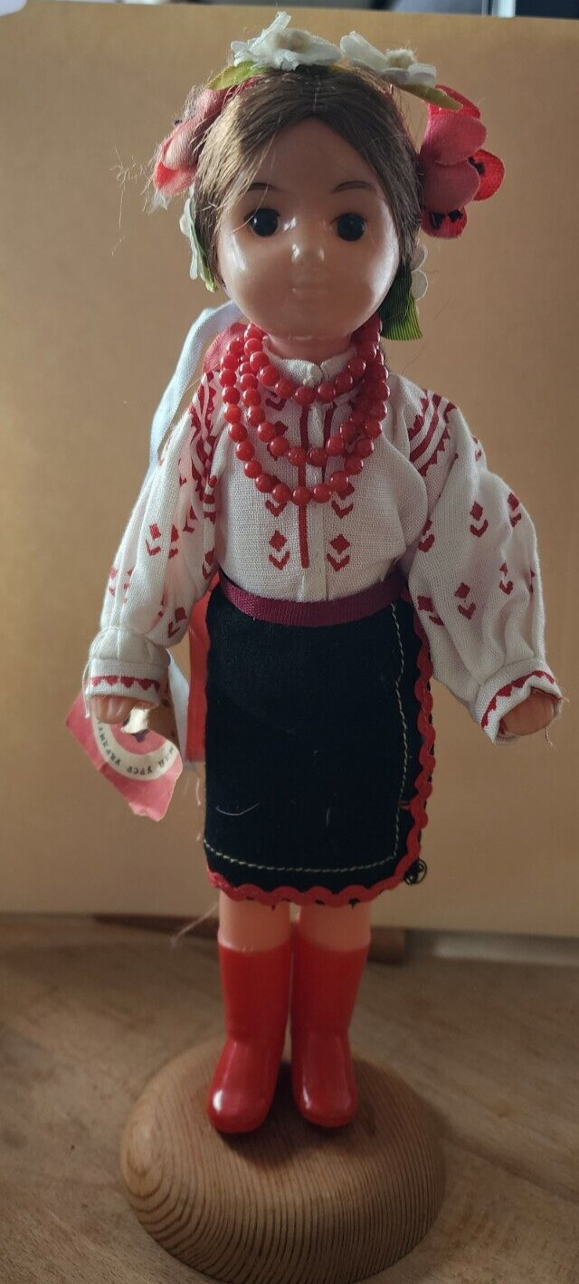 Vtg European Polish Costume Doll - POLAND - International Souvenir Dolls 10"
