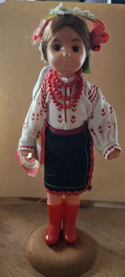 Vtg European Polish Costume Doll - POLAND - International Souvenir Dolls 10"