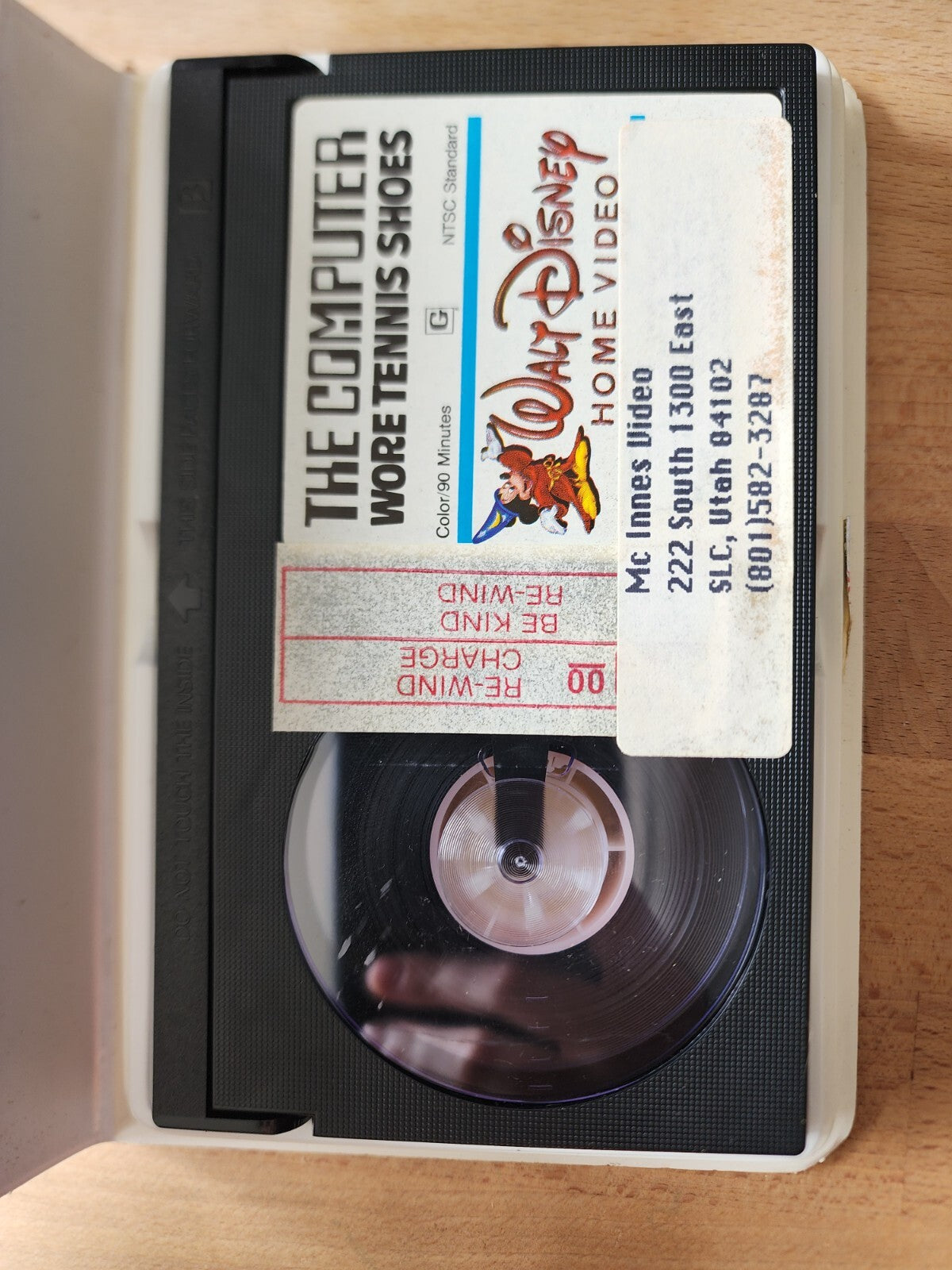 VTG VIDEO BETA "COMPUTER WORE Tennis Shoes" Disney (Clamshell Case)