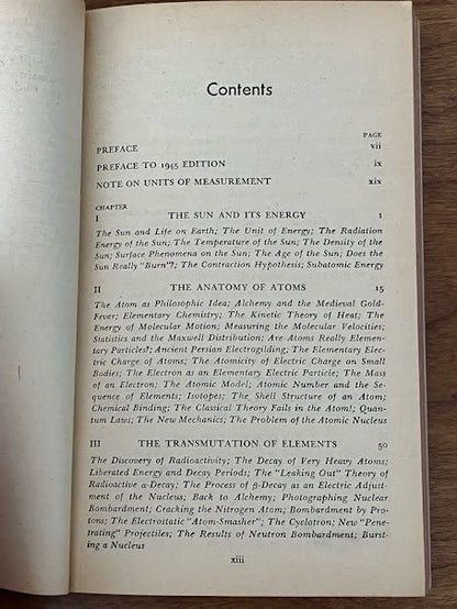 Pelican Books - Mathematician's Delight/The Birth and Death of the Sun-lot of 2