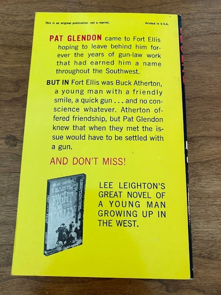 Paperback Westerns by Frank O'Rourke - lot of 2
