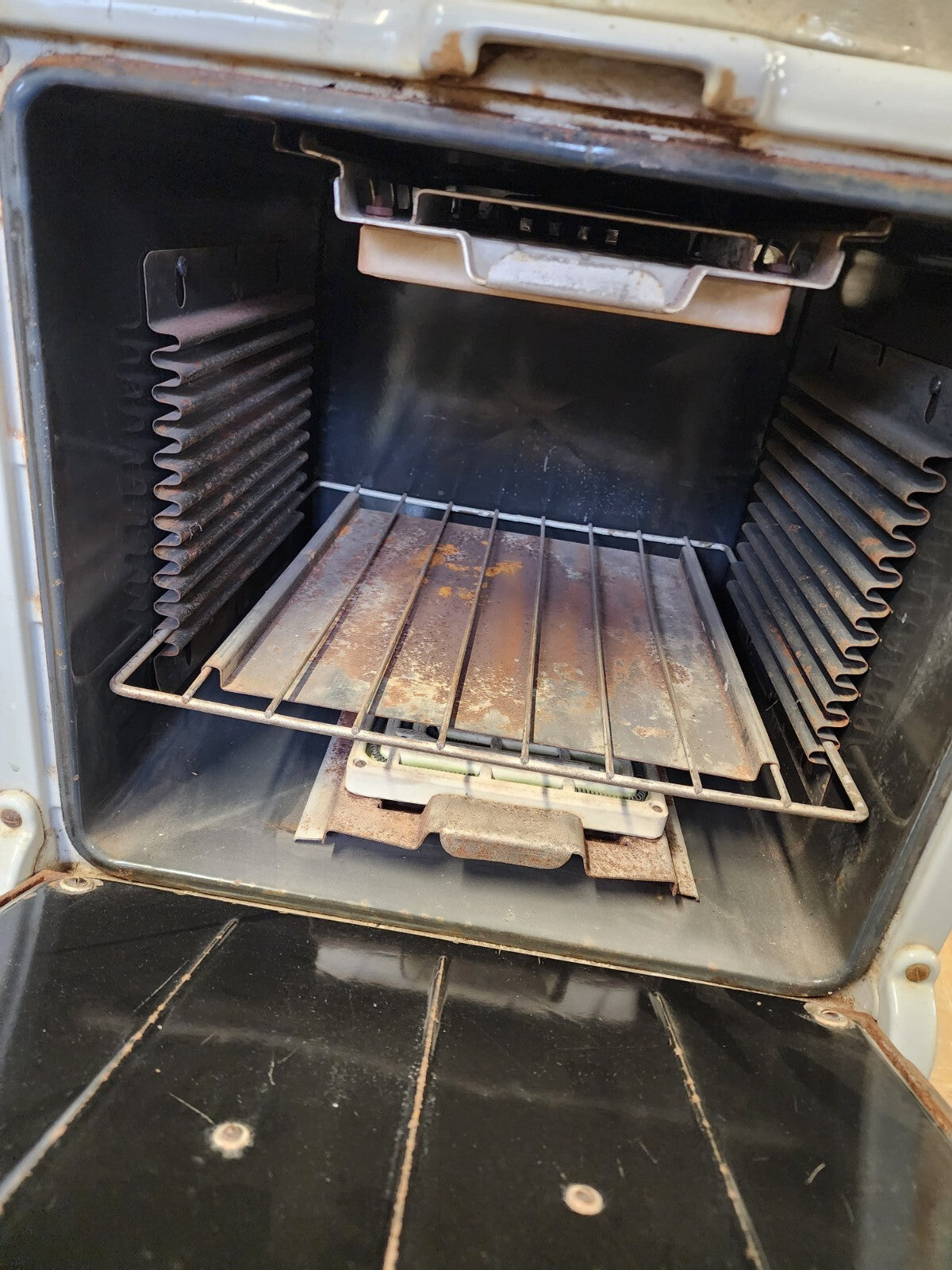 Antique Westinghouse Automatic Electric Oven