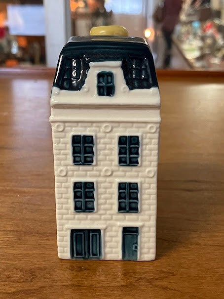 KLM BOLS Delft Blue House #43 - Empty
