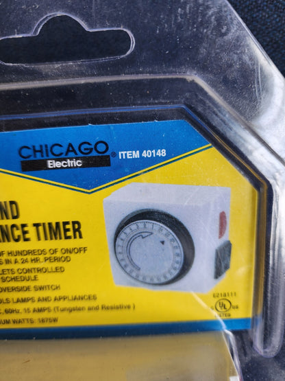 New Sealed Chicago Electric Lamp and Appliance Timer 2 outlets, Item 40148
