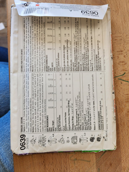 0639 UNCUT ‘Simplicity’ SEWING Pattern - ‘Fairy, Pea, Flower Costume’