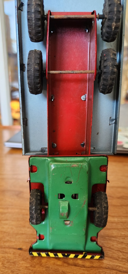 Vintage Japan Friction Truck Toy (license plate s-1136)