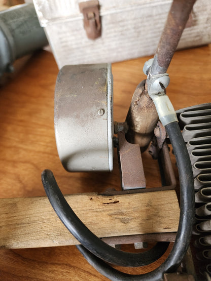 Vtg Hoyt Model No. BT-2A 6 & 12 Bolt Dynamic Battery Loadmaster Tester