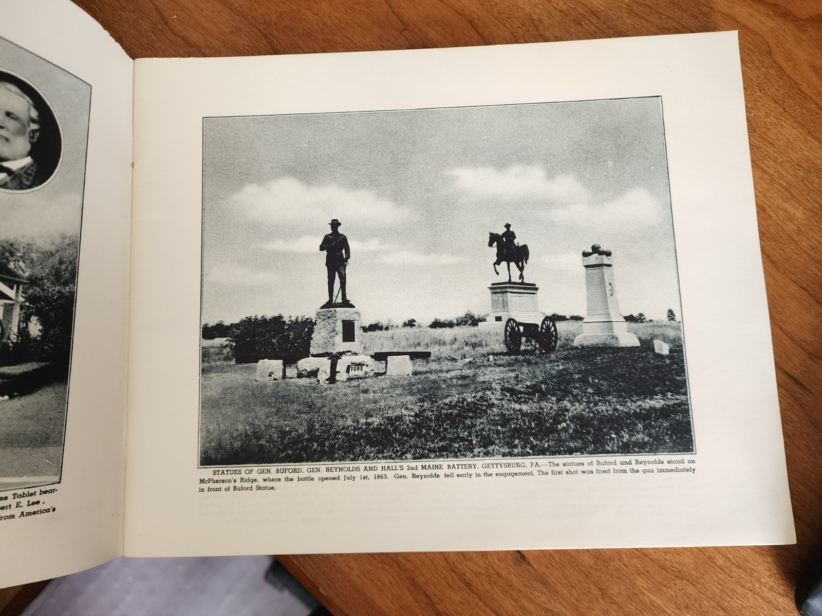 The Story Gettysburg In Pictures , Blocher's paperback Book
