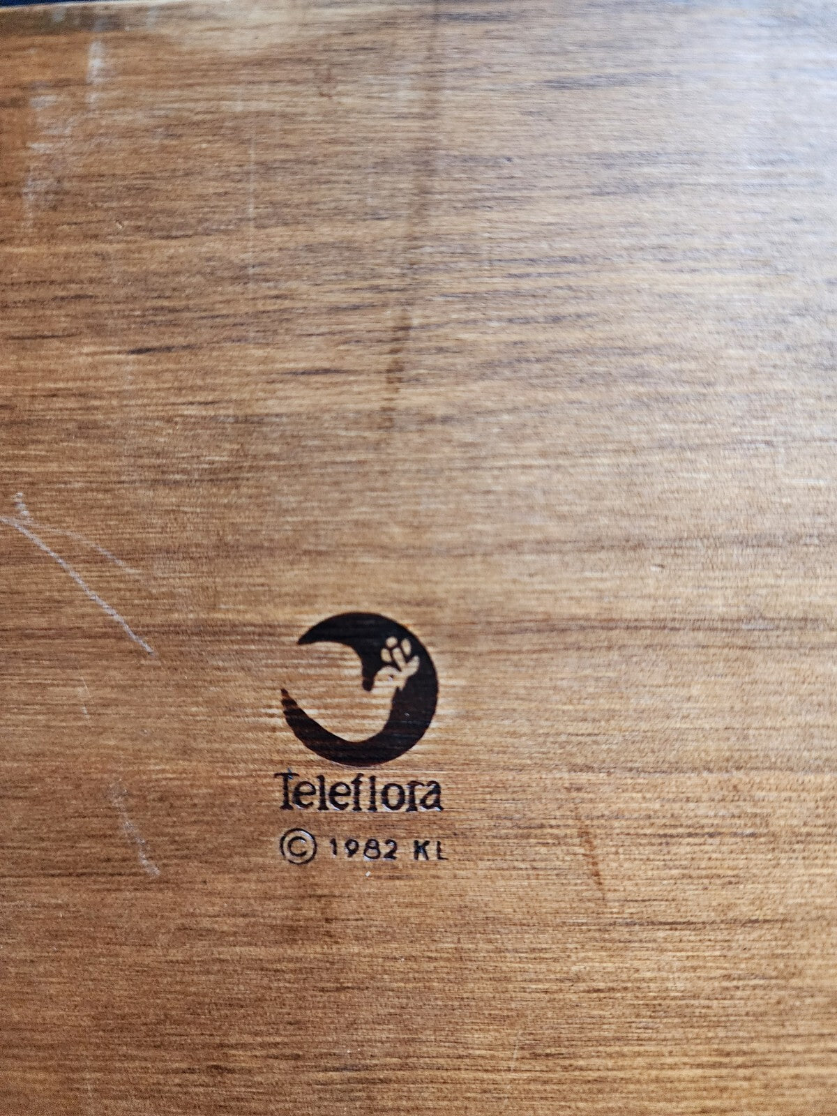 VINTAGE 1982 TELEFLORA SMALL WOOD SERVING TRAY WITH HANDLES