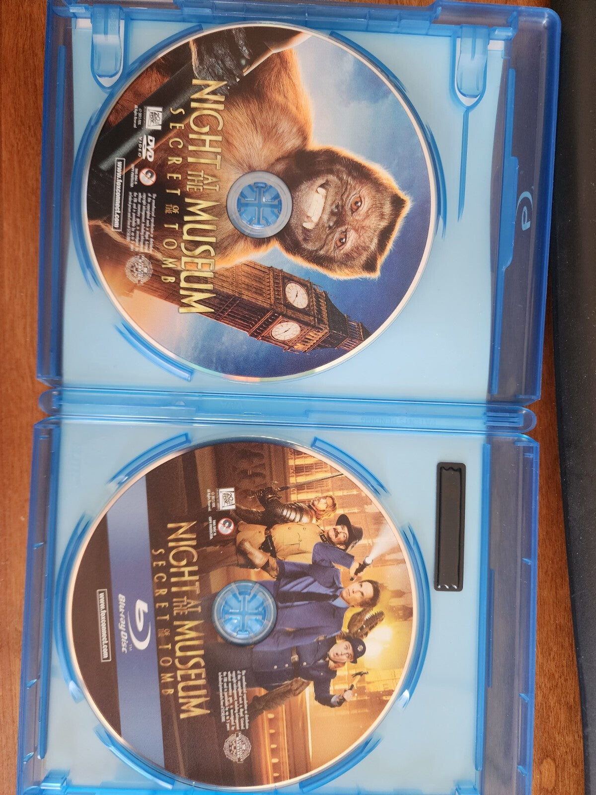Night at the Museum Secret of the Tomb 2014 2 Disc Set with Blu-Ray & DVD