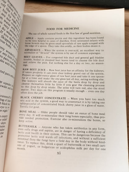 Herbs By Elaine M. Muhr - GOOD