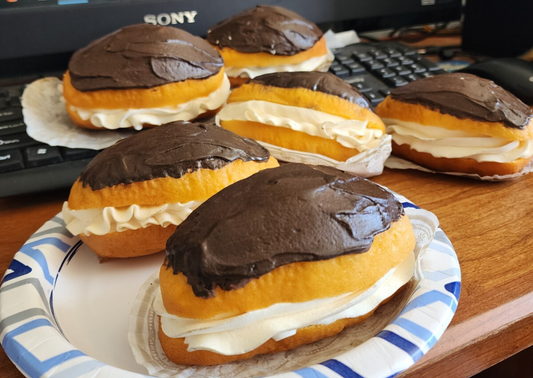 Lot of 6 Display Food Prop Boston Cream Donuts