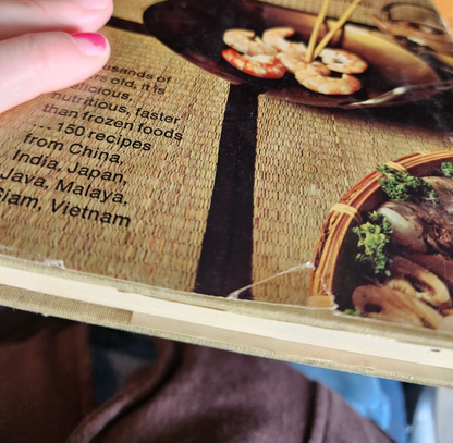 Oriental Cooking The Fast Wok Way by Jacqueline Heriteau