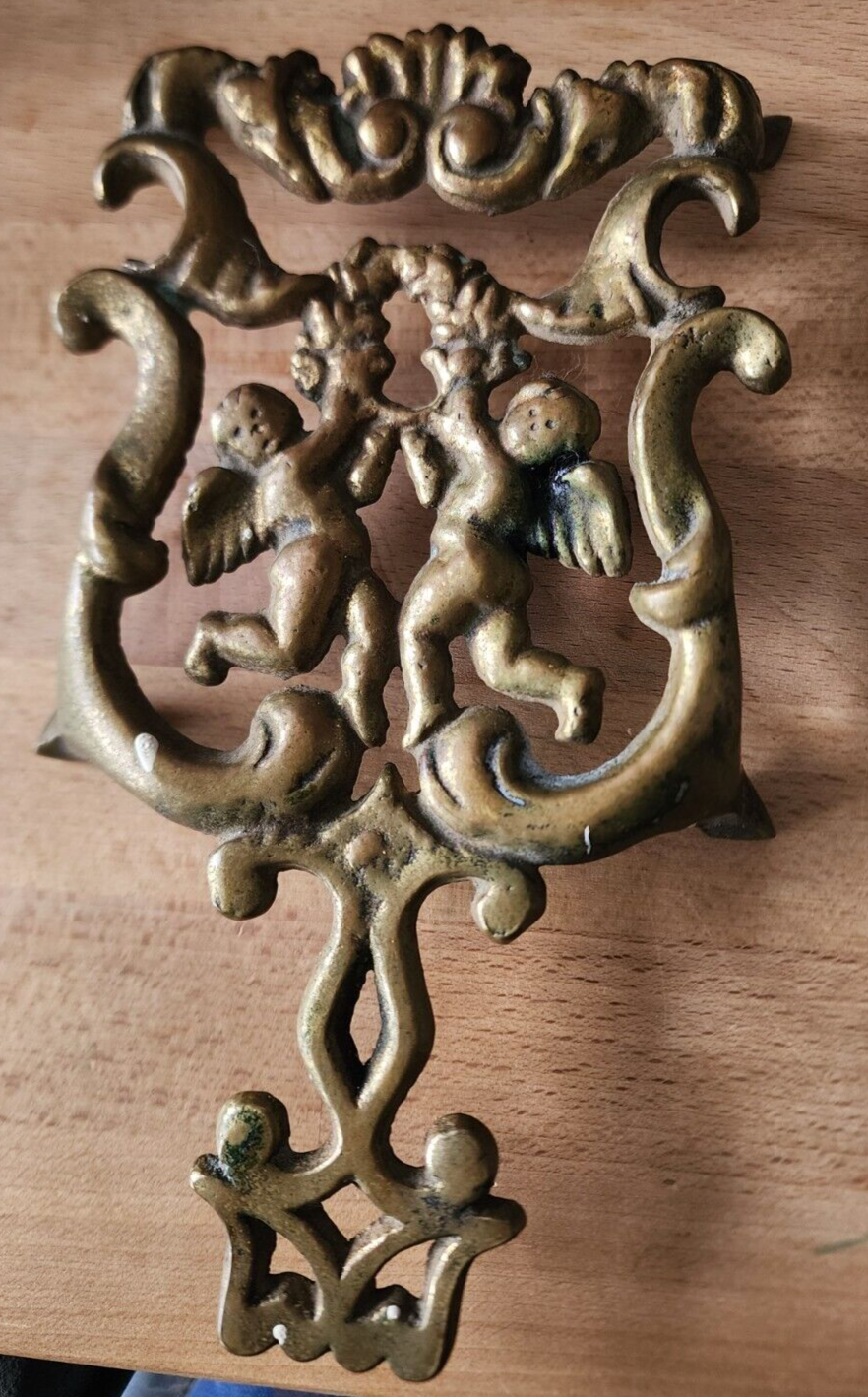 7" Wilton Vintage Brass Cherub Angel Trivet with Feet