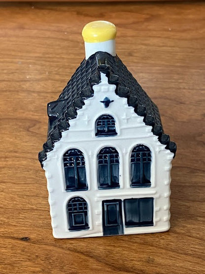 KLM BOLS Delft Blue House #49 - Empty