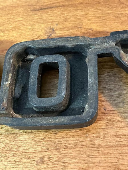 Fender Emblem- Ford Truck F700