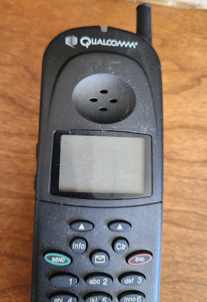 Qualcomm Globalstar Handheld Portable Satellite Phone